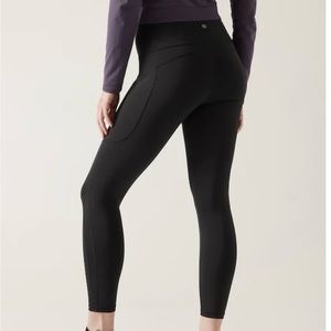 ATHLETA ULTIMATE STASH 7/8 TIGHT